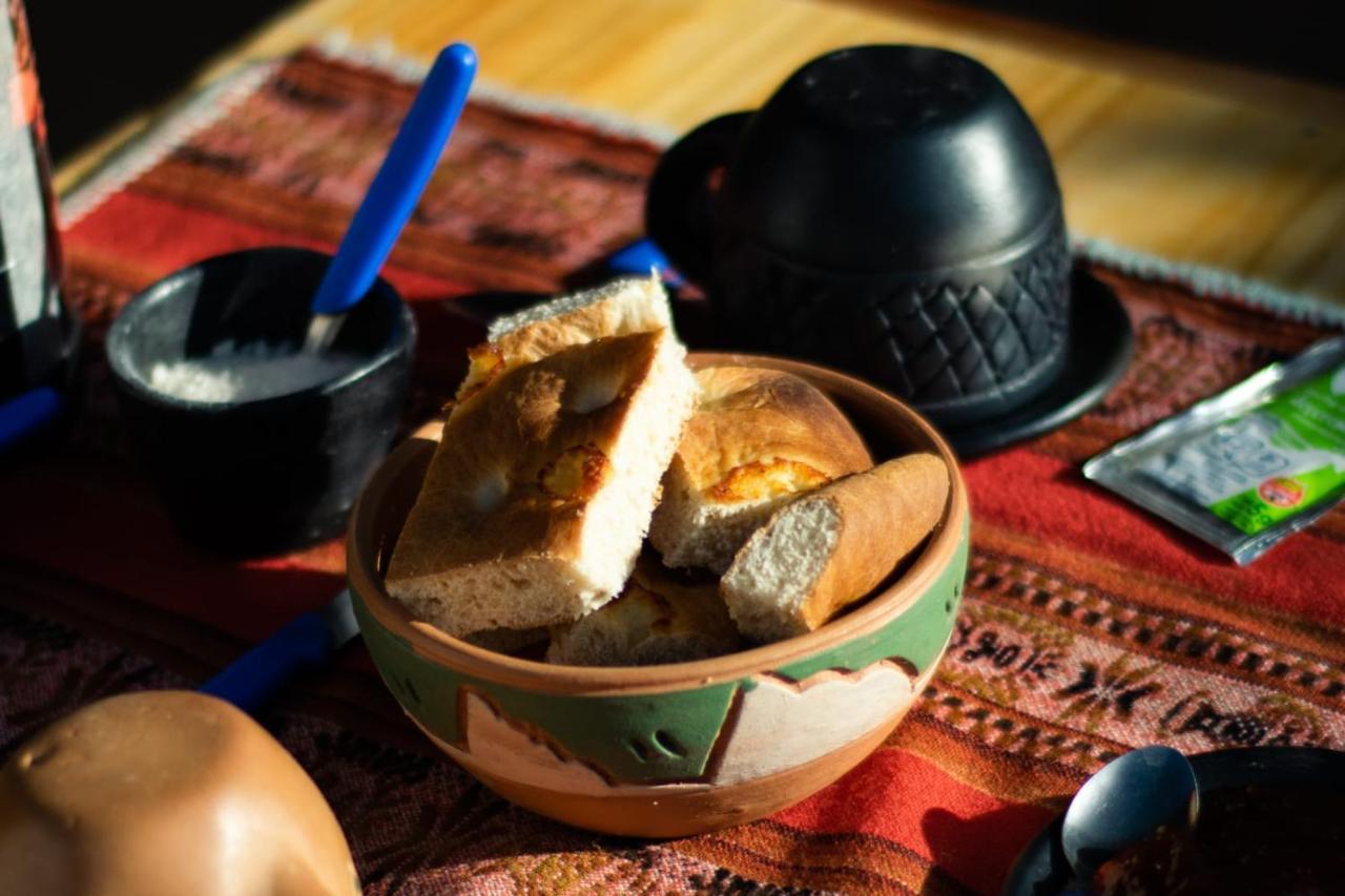 Acusi Hostel Camping Humahuaca Kültér fotó